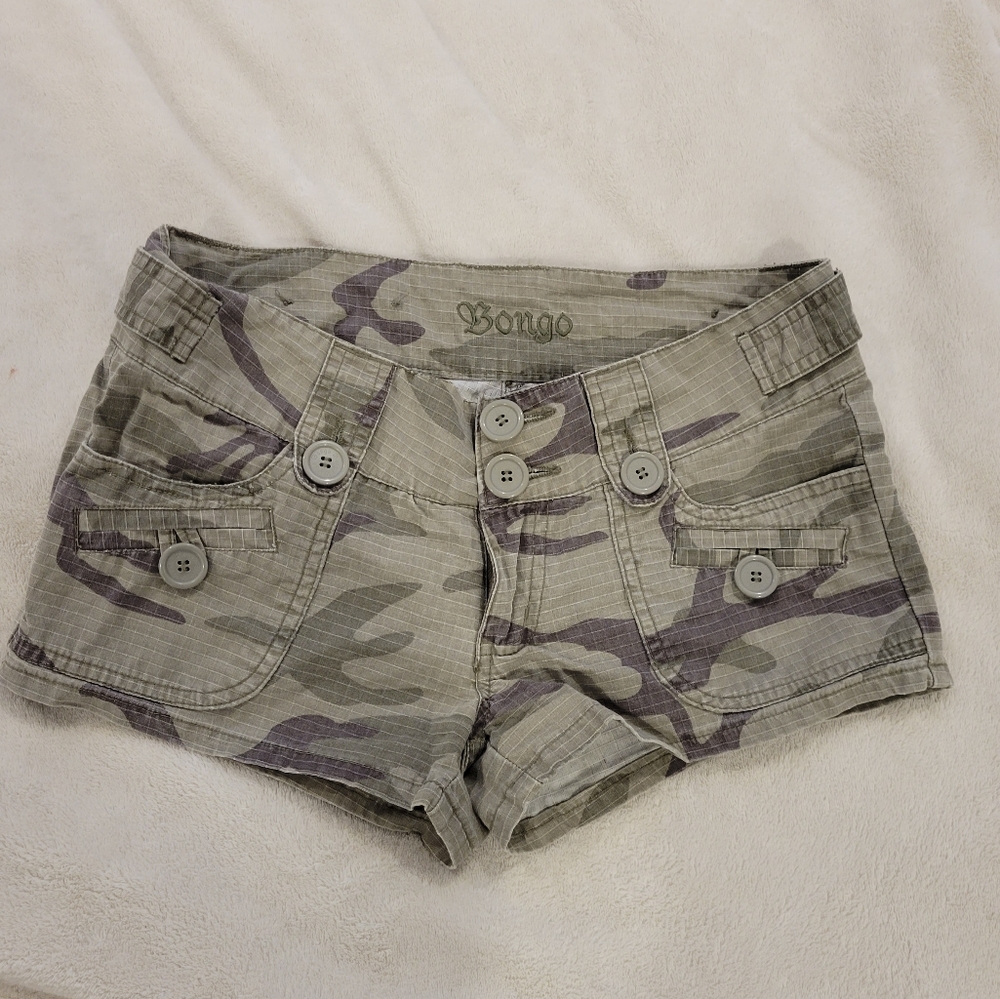 Bongo low rise shorts